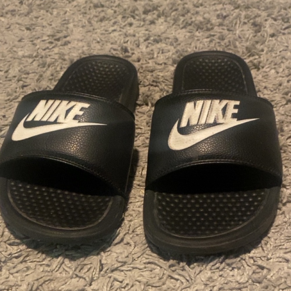 Nike Black Slides| Woman’s Size 8